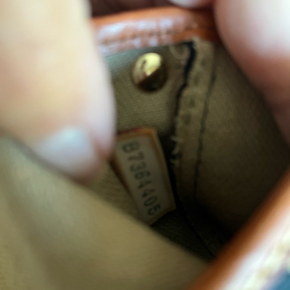 Dooney & Bourke wristlet like new! - Picture 5 of 5